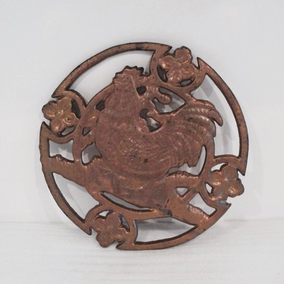 Vintage Cast Iron Rooster with Flower Accents Trivet/Pot Holder - Picture 1 of 5